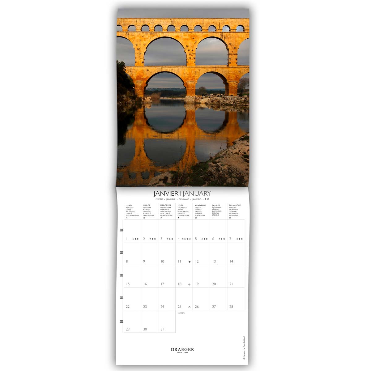 Small wall calendar 14x18 cm 2024 – Draeger Paris