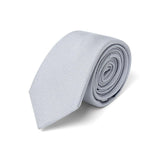 Cravate fine à losanges gris clair