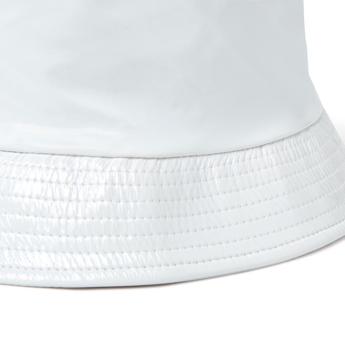 Chapeau de pluie - bob en vinyle blanc