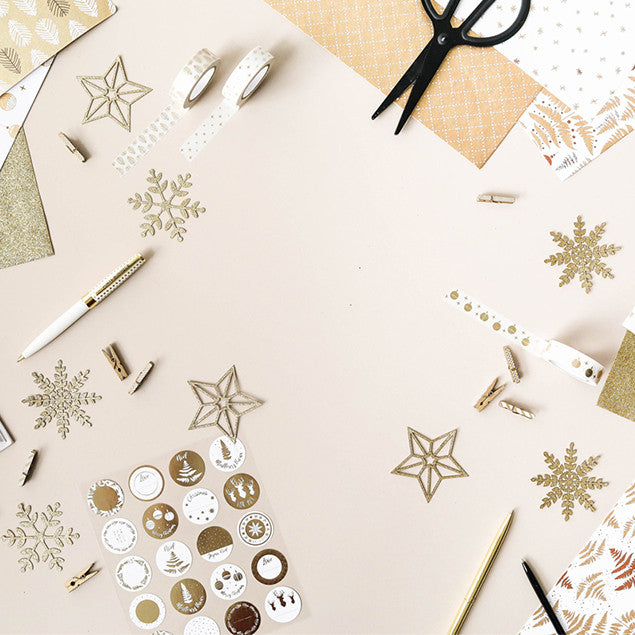 20 pegatinas de papel navideño - Acabados estampados en caliente blanco y dorado - 14,5x17 cm